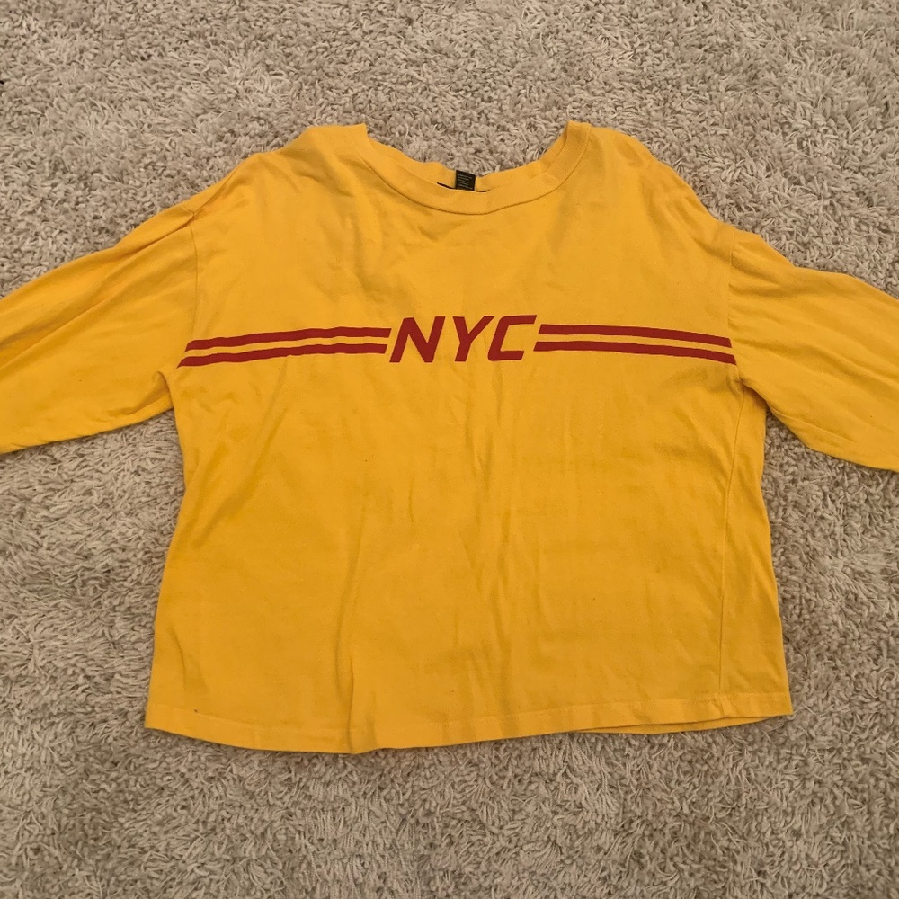 tee shirt